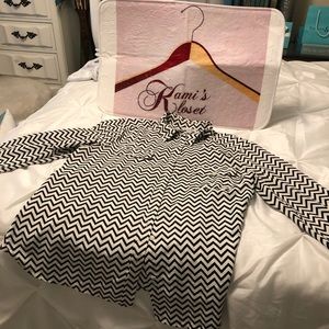 Back and White Zig Blouse